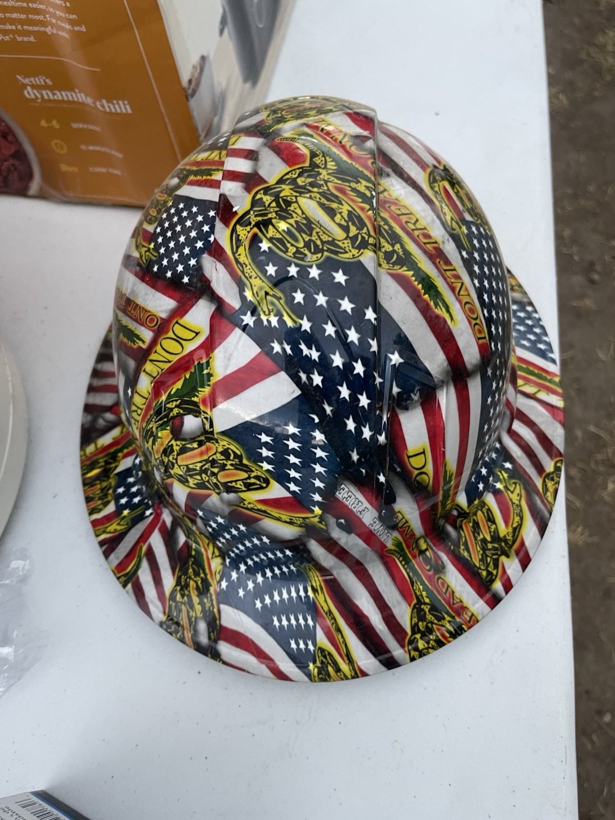 Pyramex Ridgeline ANSI Type 1 Class E Ratchet Hard Hat Multi Don’t Tread