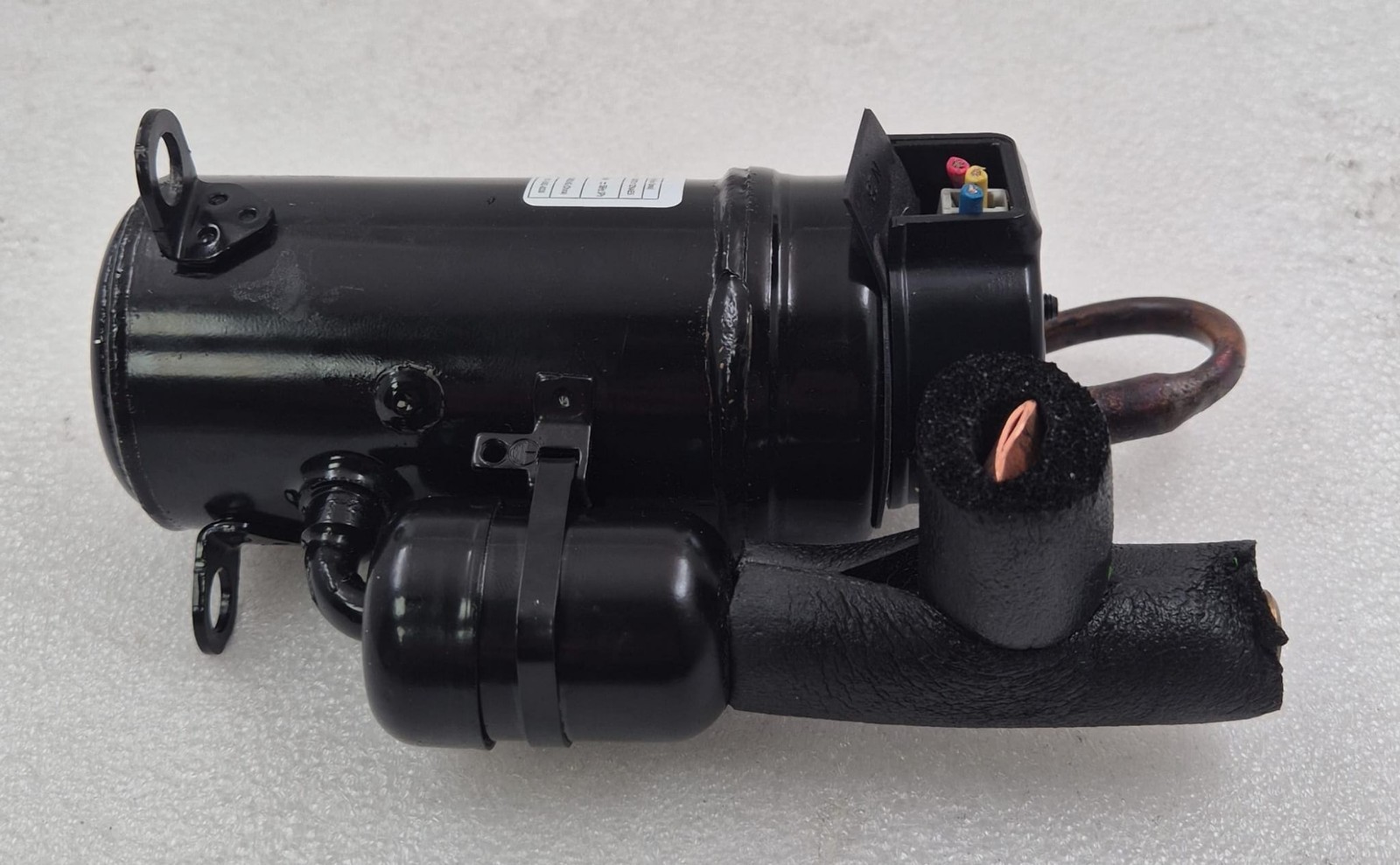 SAMSUNG UX0T011ZNAE5 Miniature Rotary Compressor 3PH 8-14V 12V