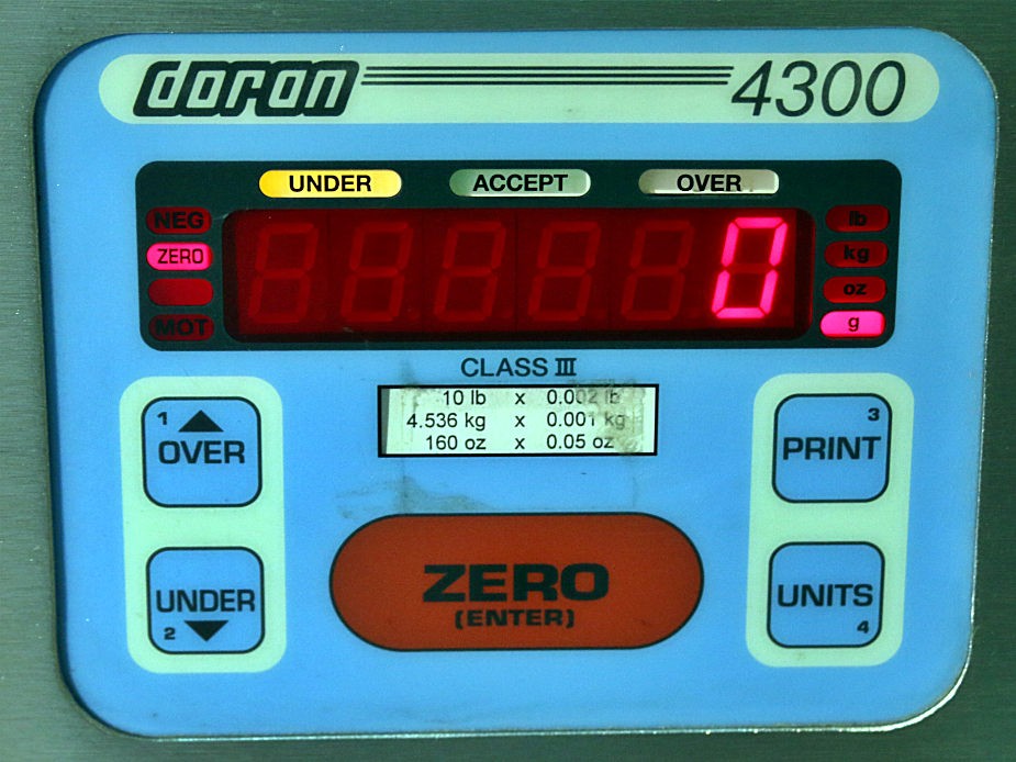 Doran 4300 4300M Checkweigh Scale w/ DLX7025 10lbx .002 4.5kgx .001 160ozx 0.05
