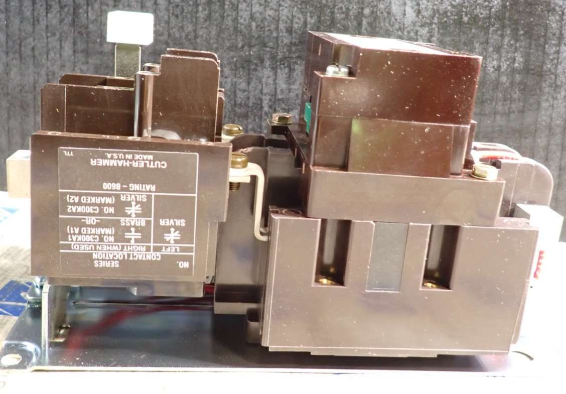 New Cutler Hammer B10DN0FB Ser B1 Single Phase Size 2 Starter 120/240 Volt Coil