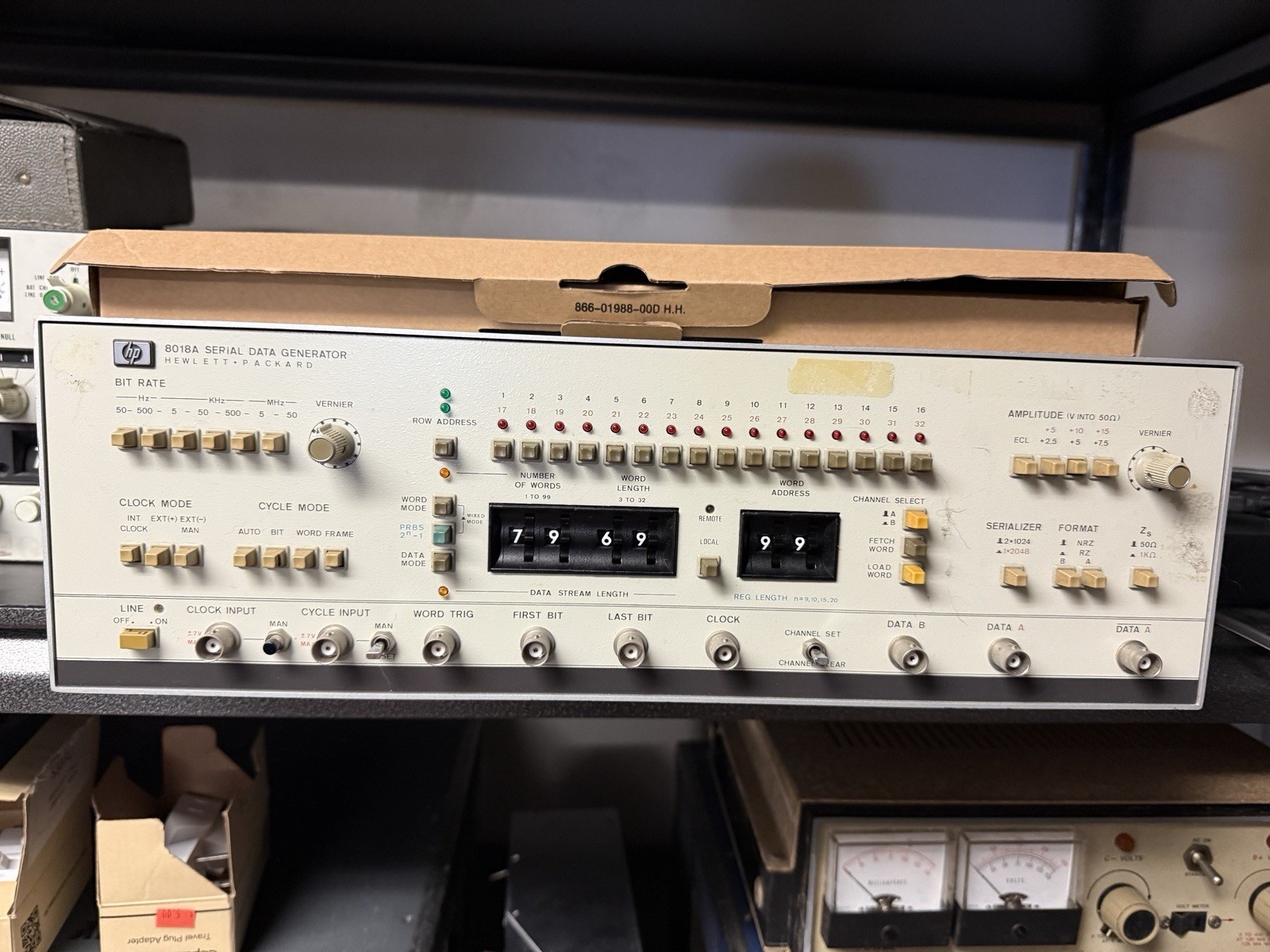 Hewlett-Packard HP 8018A Serial Data Generator in very good cosmetic condition