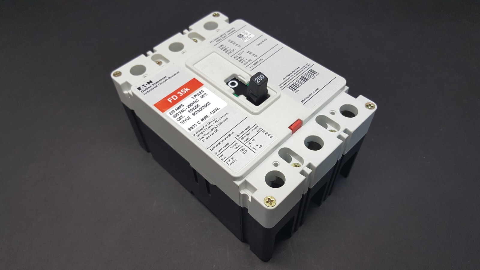 USED Eaton Cutler Hammer FD3200 3 Pole 200 Amp 600 Volt Bolt-On EOK