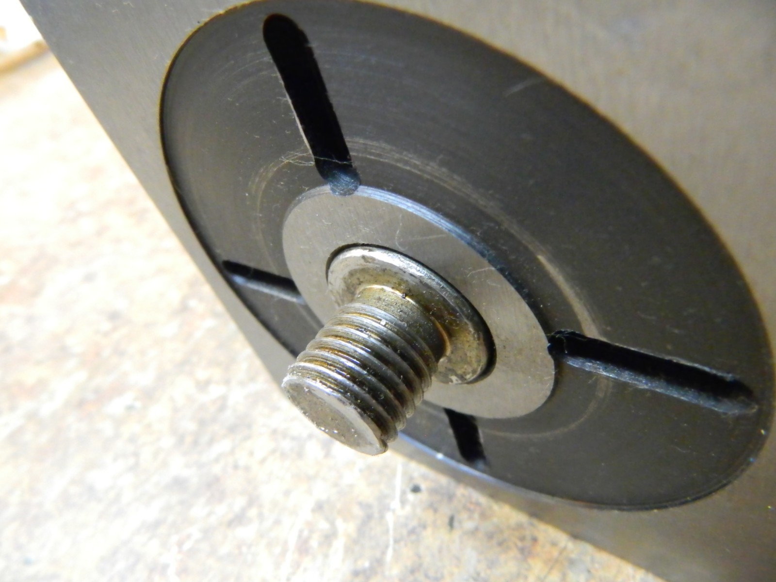4 WAY TOOL POST 4″ Square 1-1/4″ Tool Shank Thread M16 X 2.00