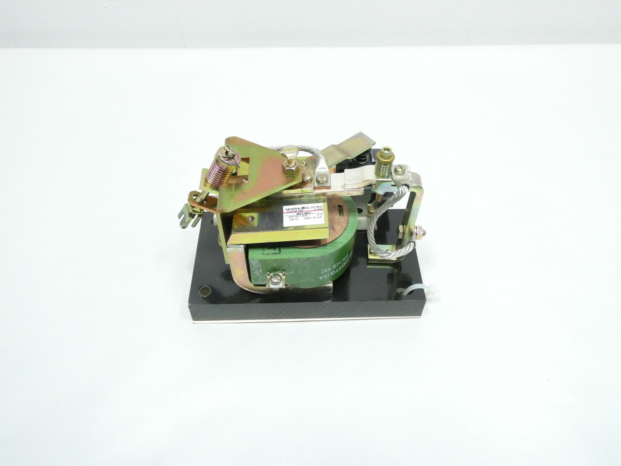 General Electric Ge A501AB23C Dc Contactor 115/120v-dc 600v-dc 10a Amp