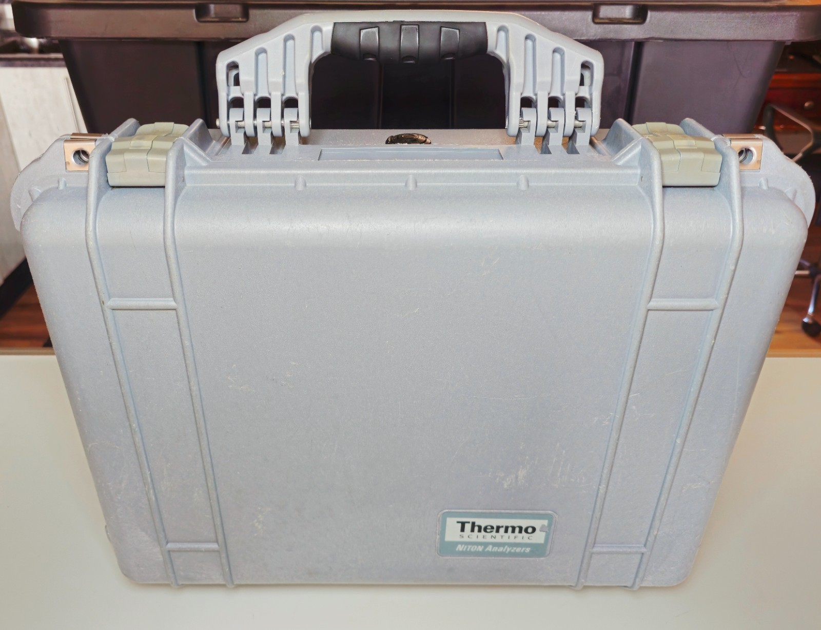 Thermo Scientific Niton XLp 300A XRF Analyzer Cd-109 Powers On w/ Case