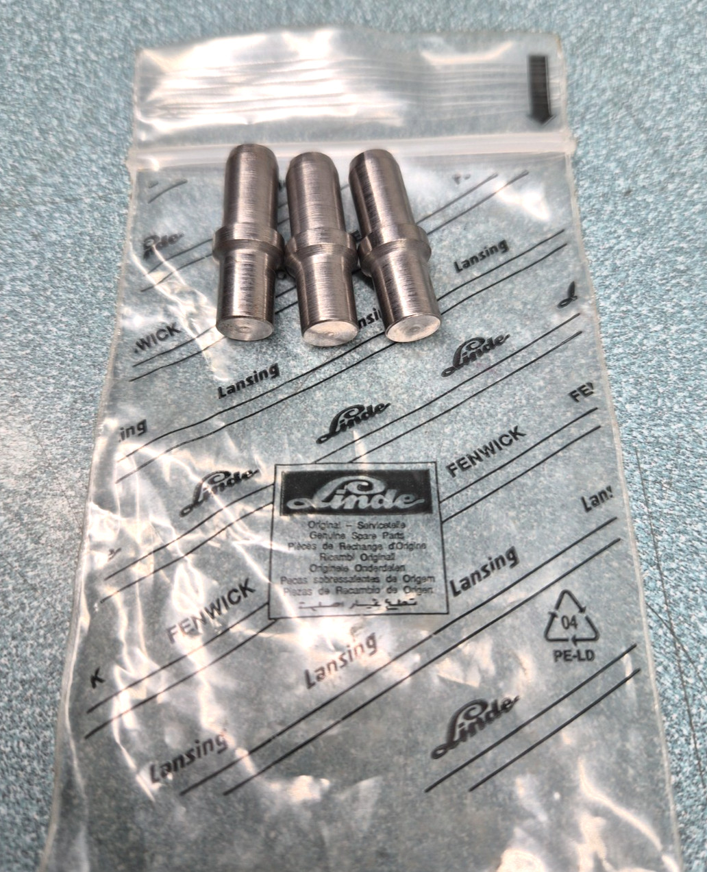 Linde Fenwick Lansing 8HM50015 Hydraulic Valve Spool Control Pins 1-1/8″ (3)