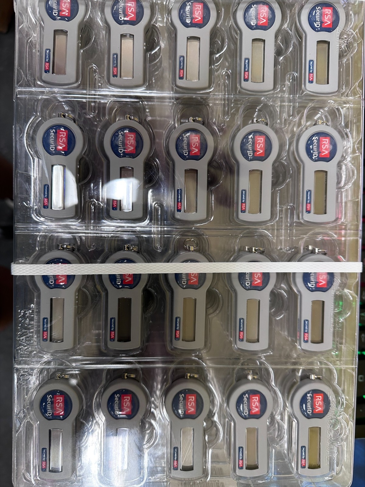 NEW LOT of 200 RSA SecurID SID700 6-60-36 Hardware Expired on 10/31/2020