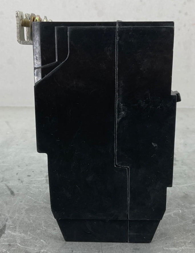 G.E. TEY330 CIRCUIT BREAKER 30 A 480VAC/277VDC TEY LINE SOLD INDIVIDUAL NEW