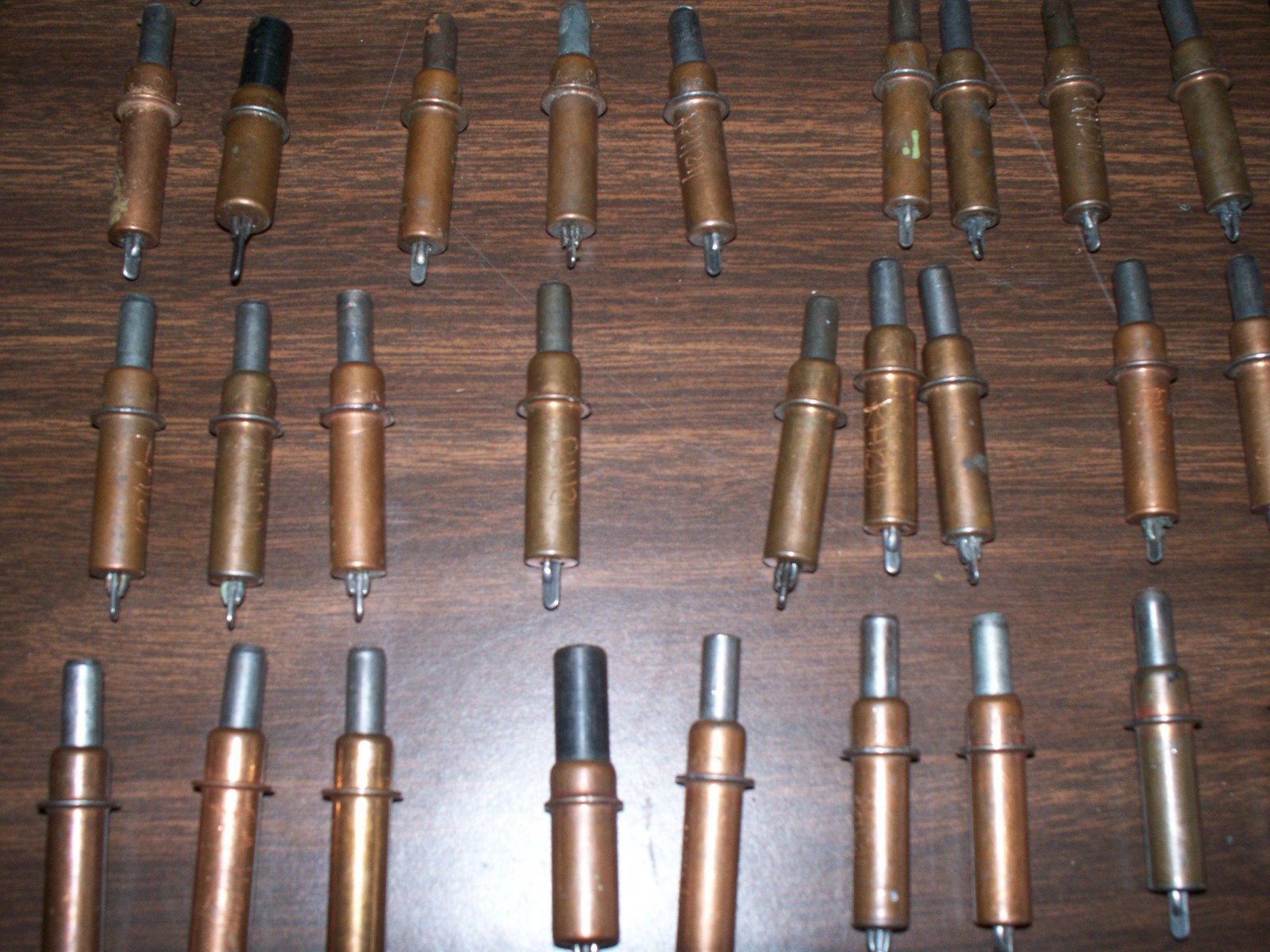 Cleco Aircraft Fasteners – MIXED LOT OF 85 VARIOUS SIZES
