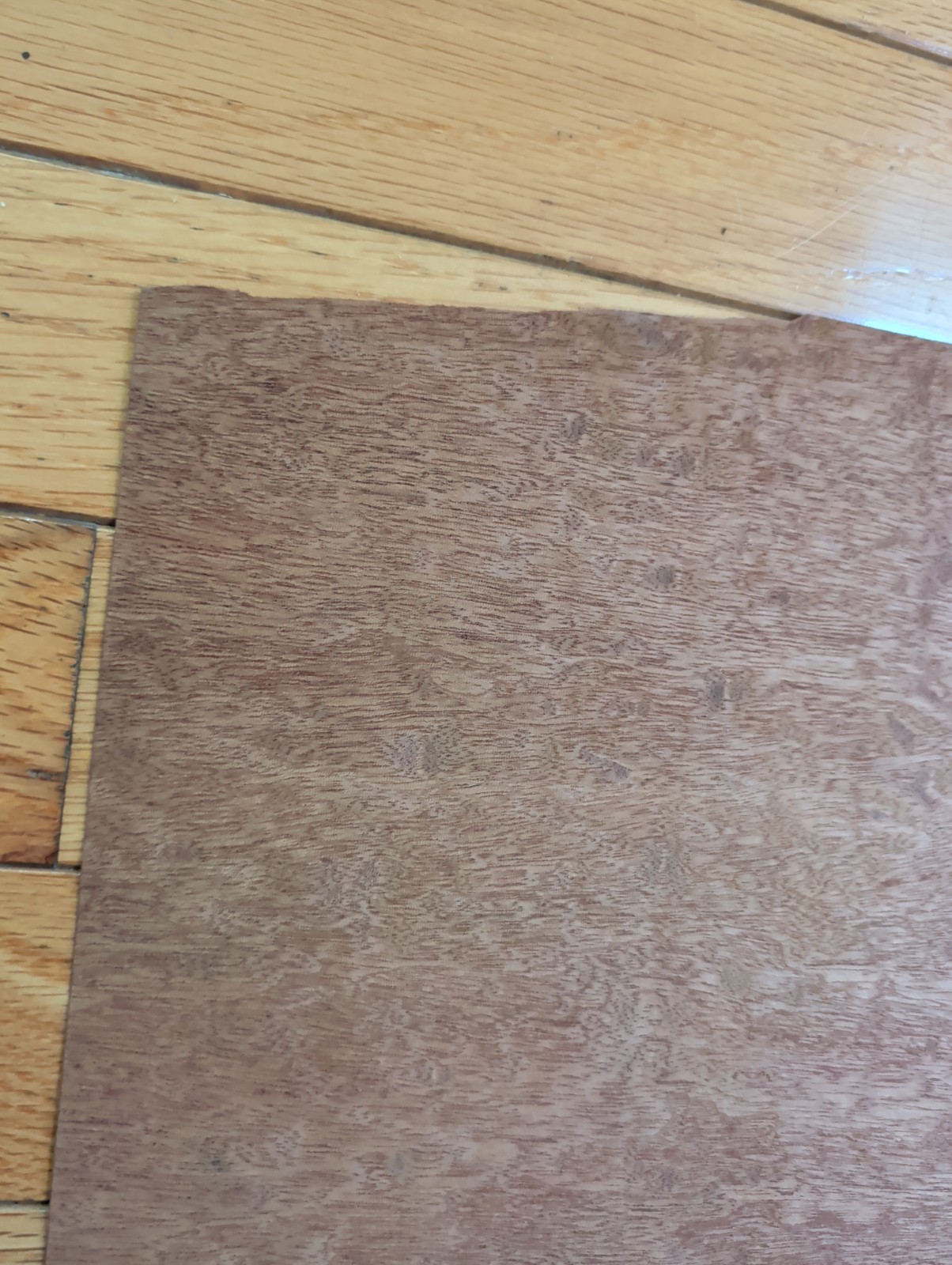 2 pcs sapele pomelle mahogany wood veneer 9 3/4″ x 19 3/8″ each 1/42″ cracks