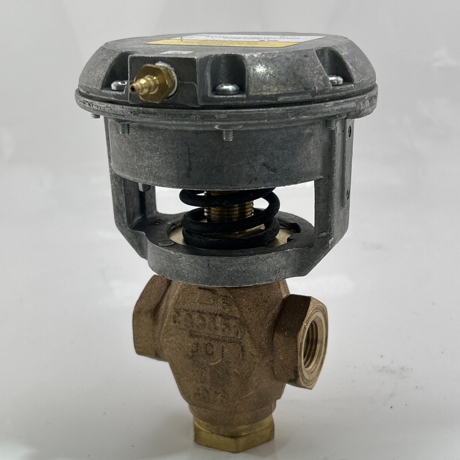 SEE Johnson Controls Actuated Valve, VG7842GT / V-3000-8012 CV4.6 T284F RY12122