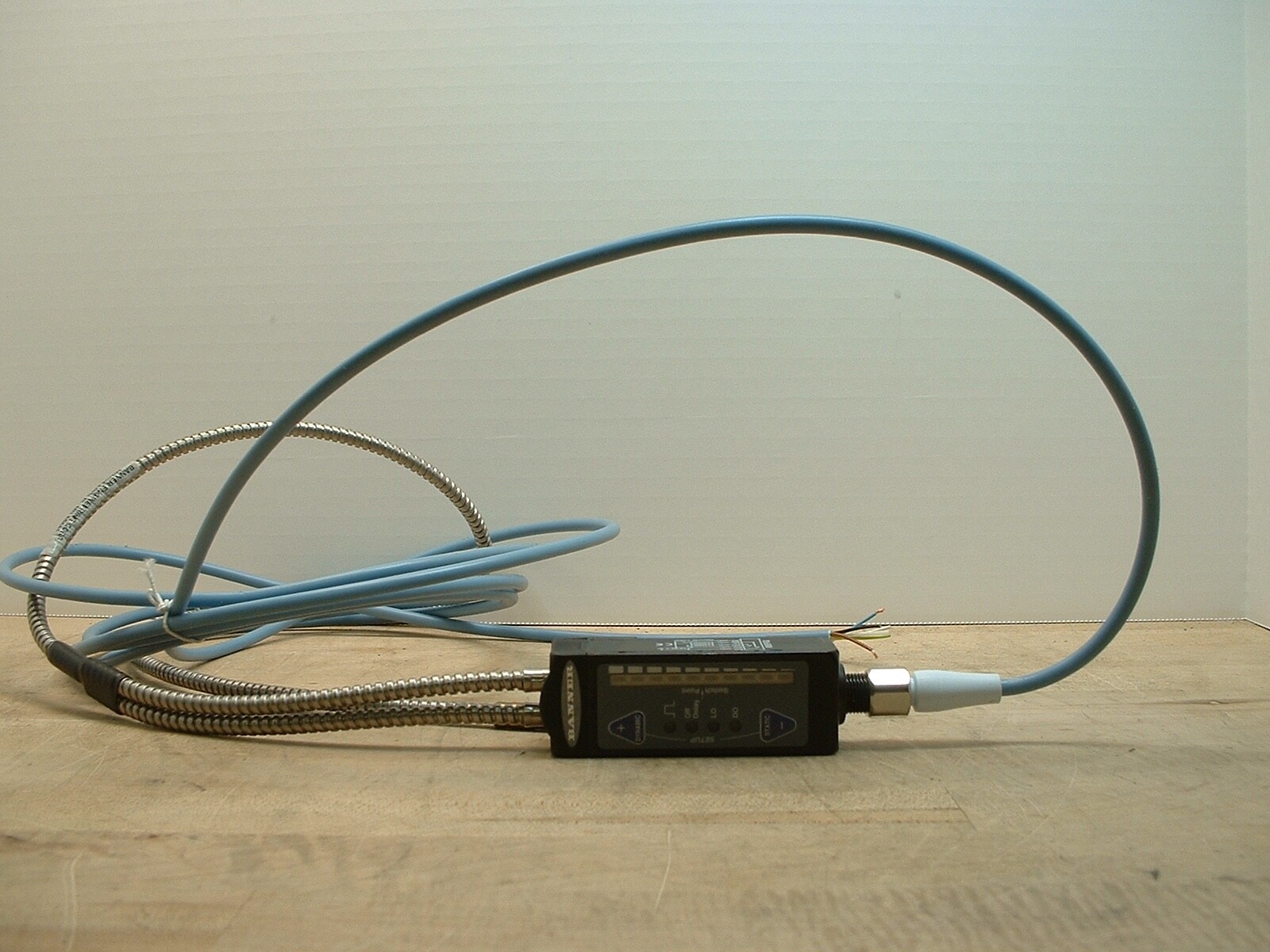Banner Engineering R55FVQ + Cables