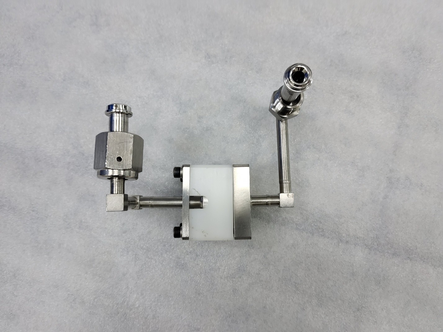 Applied Materials 0010-13593 INSULATOR AR, MIXED AMAT (M)