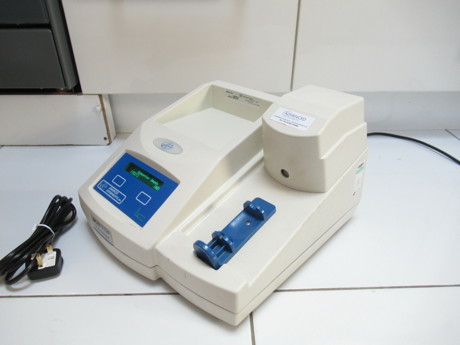 ADVANCED INSTRUMENTS MODEL 3320 MICRO SINGLE SAMPLE LABORATORY MICRO OSMOMETER