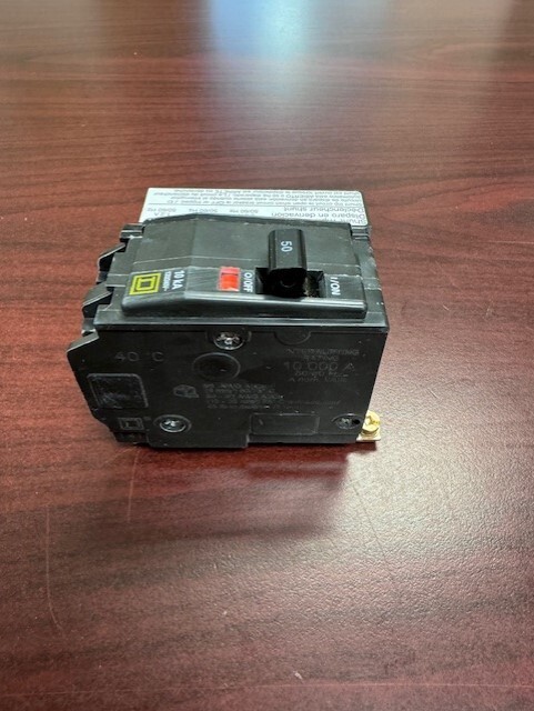 QOB2501021 QOB250-1021 2Pole 50Amps 120/240Volt 120V w/Shunt BOLT-ON SquareD NEW