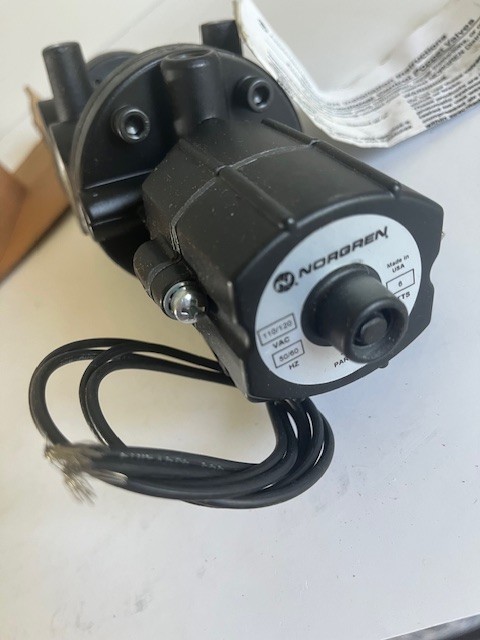Norgren E1024B-P1 Poppet Solenoid Valve 3 Port 2 Position Normally Open NEW