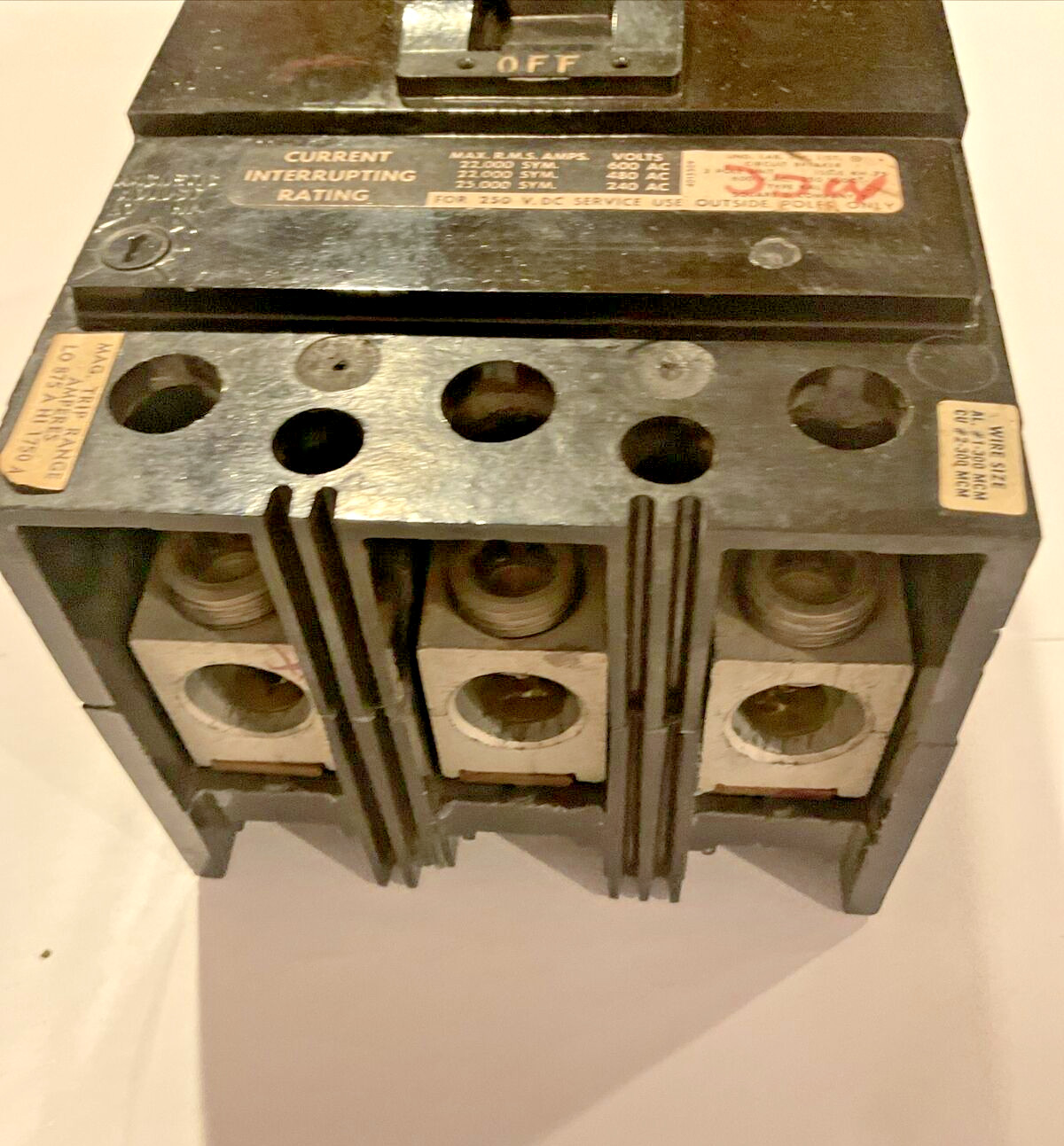 Square D 175 Amp 22kA@480V 25kA@ 240v Max Circuit breaker KAL36175