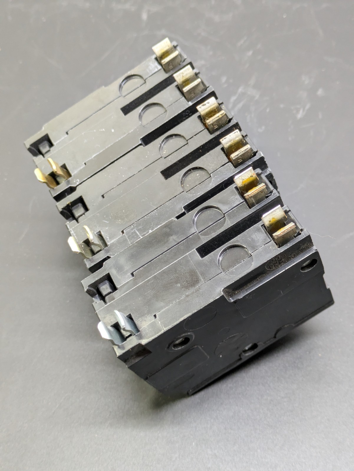 QO230 – Square D 30 Amp 2 Pole 120/240V Mini Circuit Breakers – Lot of 3