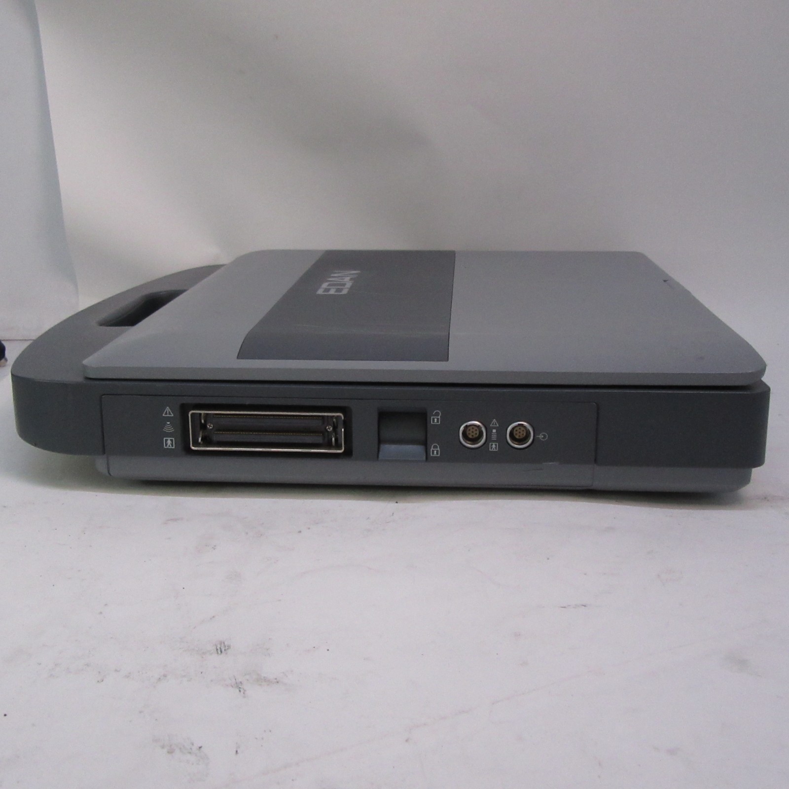 Edan Acclarix AX8 portable ultrasound *PARTS T12-D18