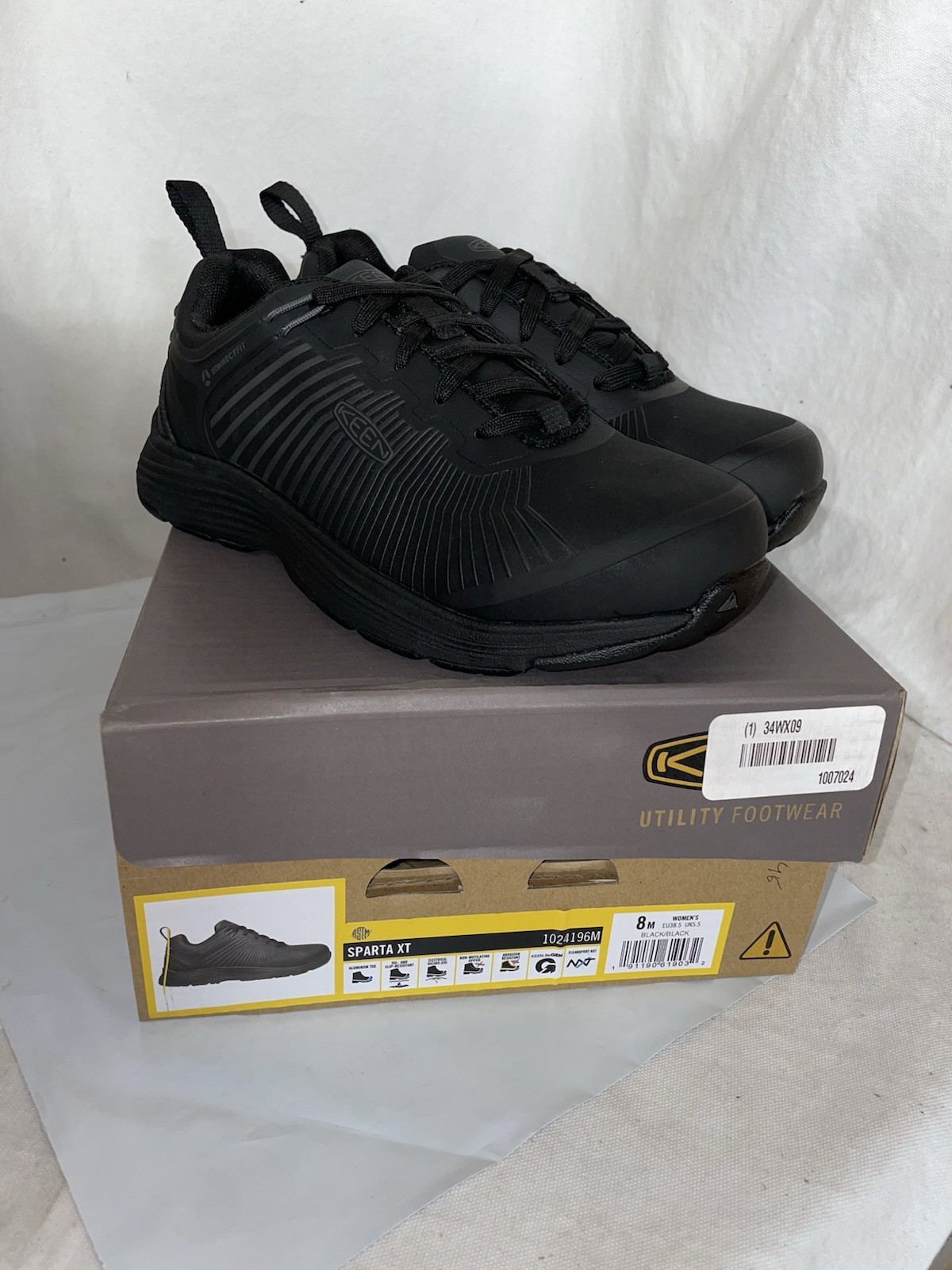 Keen Sparta XT Women’s Size 8M Safety Toe Work Shoes Slip Resistant Black/Black