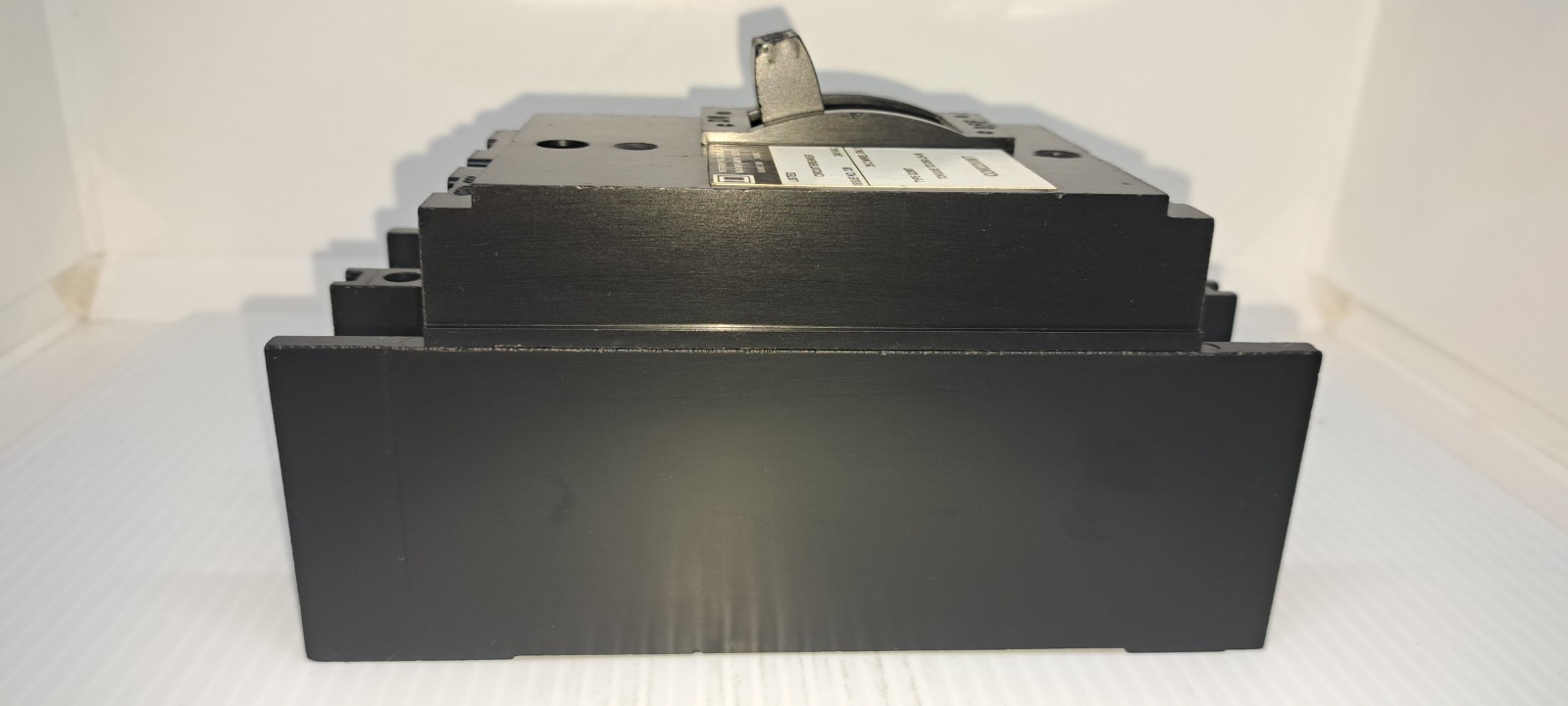 Square D Q2M2200MT 200 Amp 2 Pole 240V Main Circuit Breaker Type Q2MT NEW