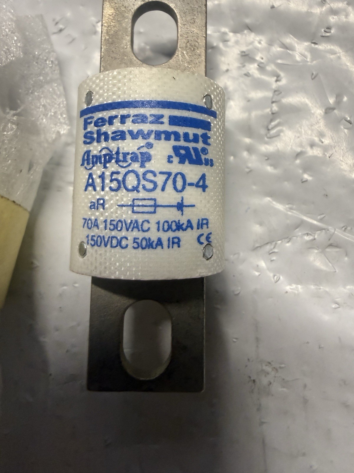 NEW LOT OF (2) Mersen A15QS70-4 70A (70A) A15QS 150V Fast-Blow NIP