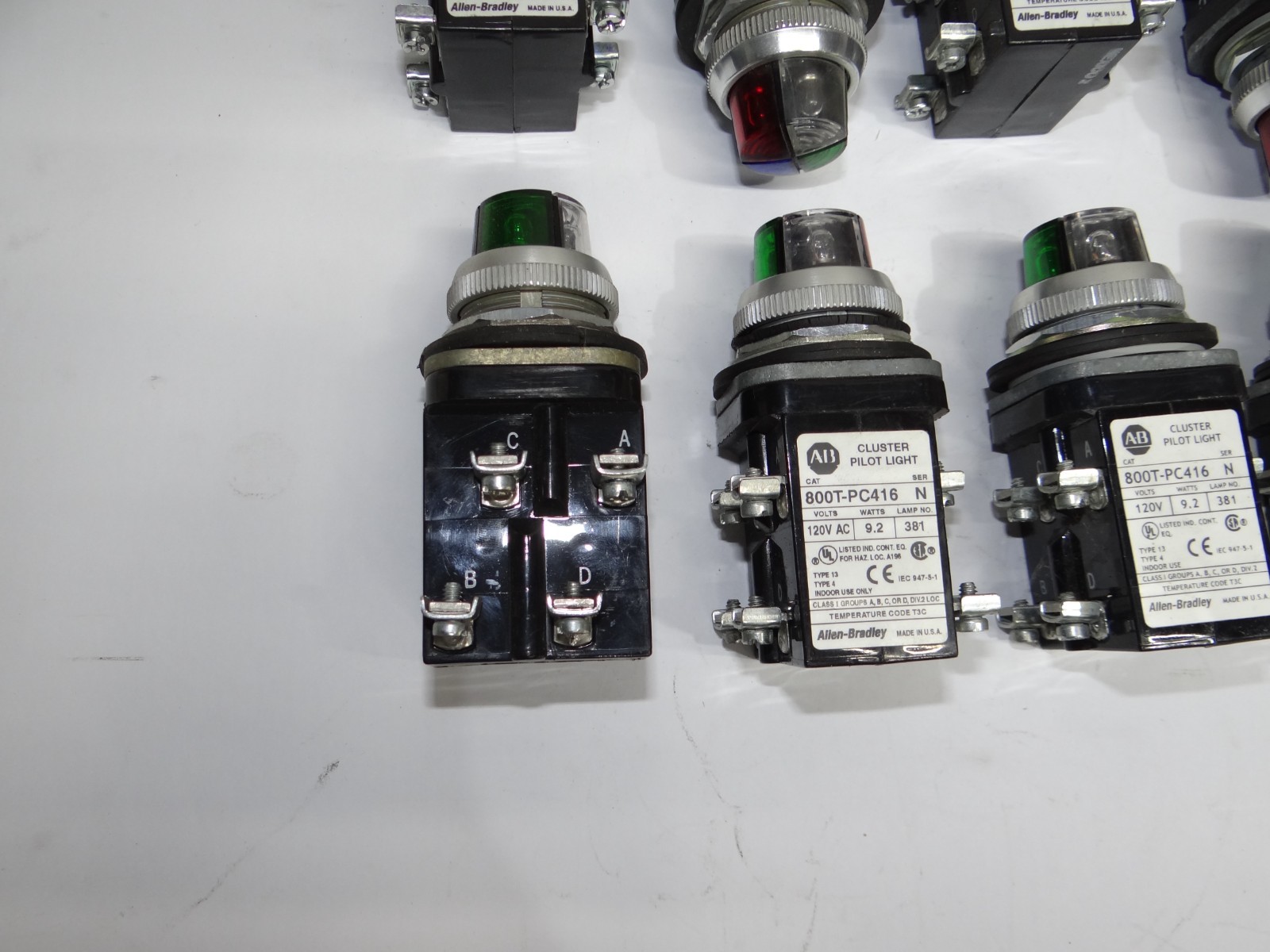 ALLEN BRADLEY 800T-PC416 CLUSTER PILOT LIGHT (USED) – Excellent Condition