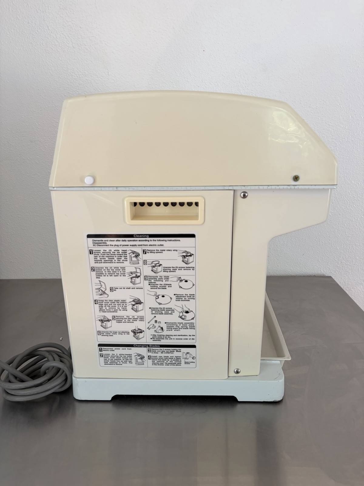Hatsuyuki HC-8E Commercial Ice Shaver 115v 60Hz Chubu Corp