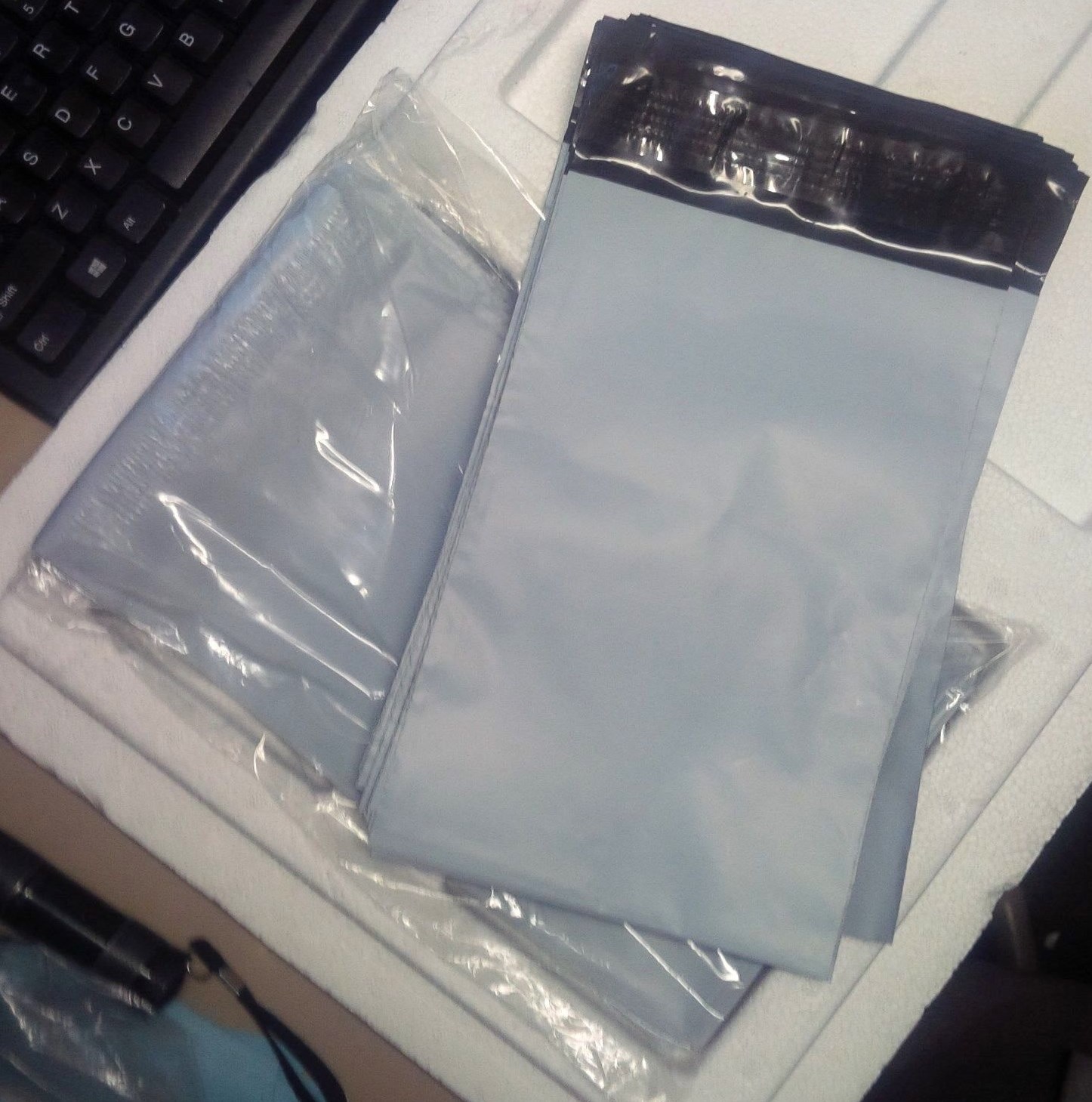 8 ea 24×24 Jiffy Mailer Type Jiffy Poly Mailing Bag Self Seal Bags Trboxtapes