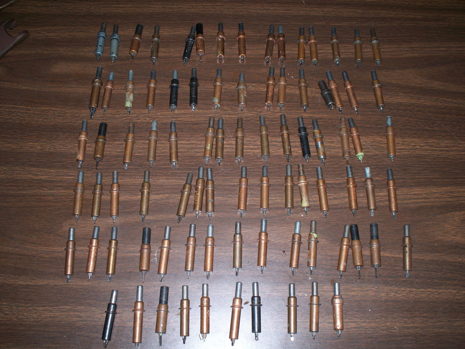 Cleco Aircraft Fasteners – MIXED LOT OF 85 VARIOUS SIZES