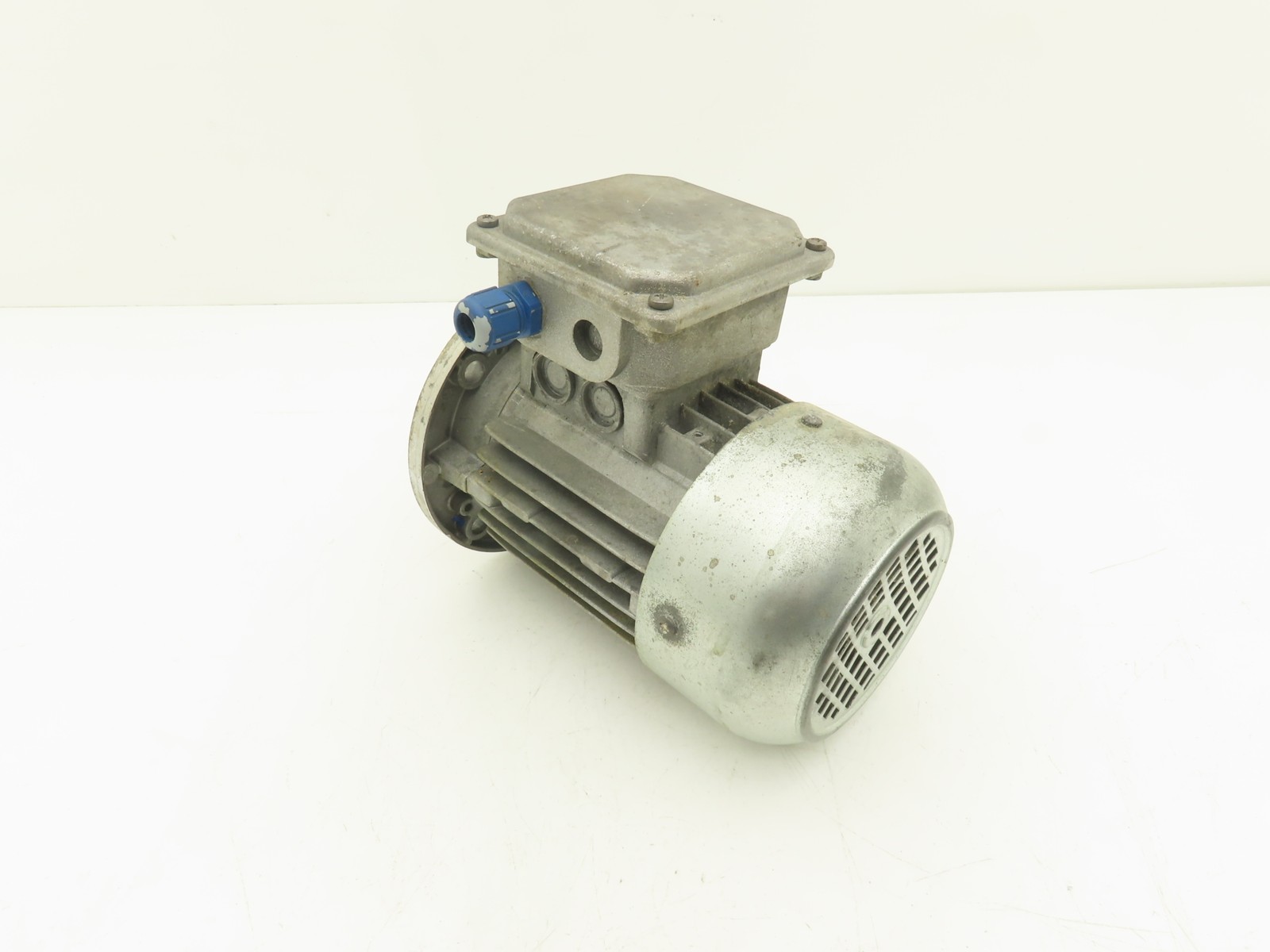 Neri Motori 3 T63B4 AC Motor 0.22kW 1660rpm 230/480V 3PH IEC 63 Frame