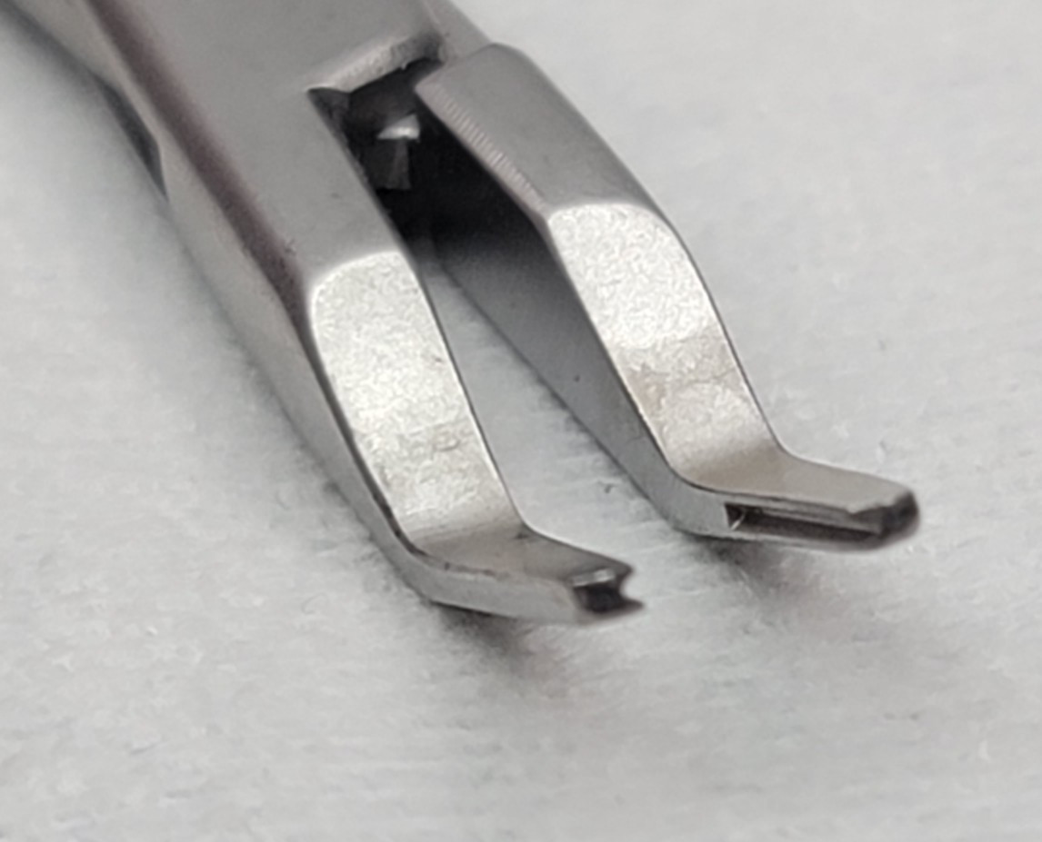 (5x) Aesculap Ligation Clip Appliers 11″ & 8″ PBT 220-1BR, PV328-1BR