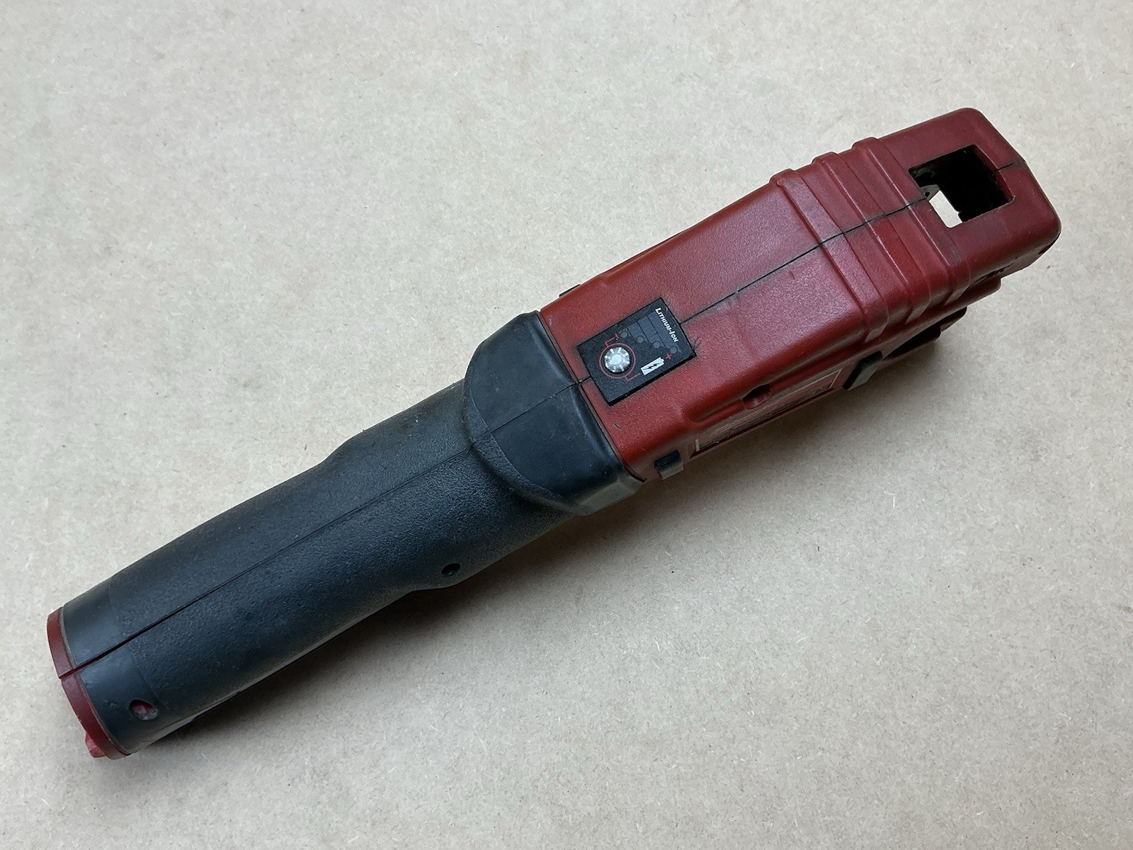 Milwaukee 2471-20 M12 Cordless Copper Tubing Cutter FOR PARTS OR REPAIR