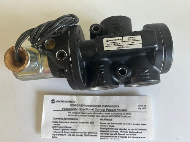 Norgren D1024B-C1 Poppet Solenoid Valve 3 Port 2 Position Normally Closed NEW