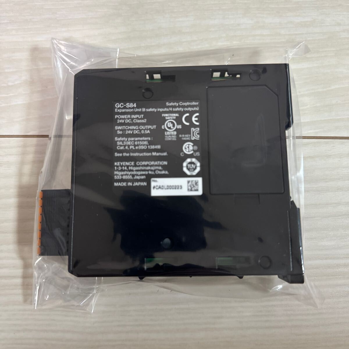 NEW Keyence GC-S84 Safety Input / Output Controller Unit JAPAN