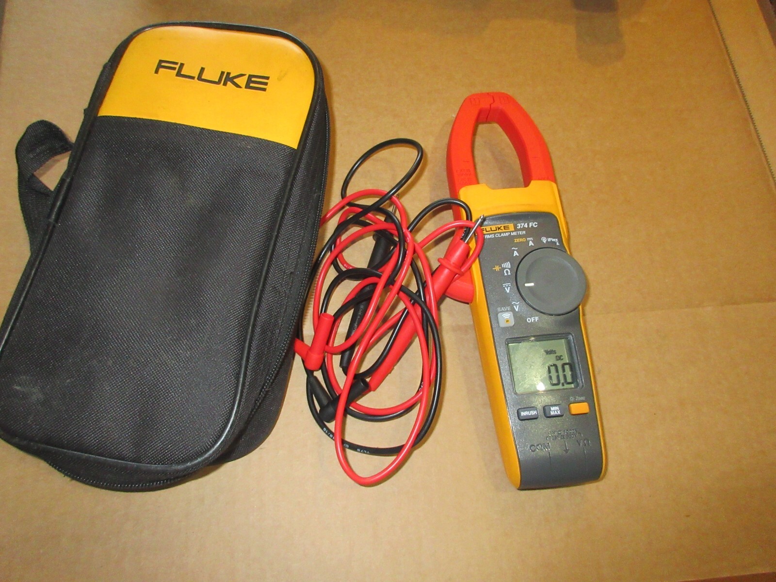 FLUKE 374 FC TRUE RMS AC/DC CLAMP METER WIRELESS WITH FLUKE CONNECT 600V 600A FS