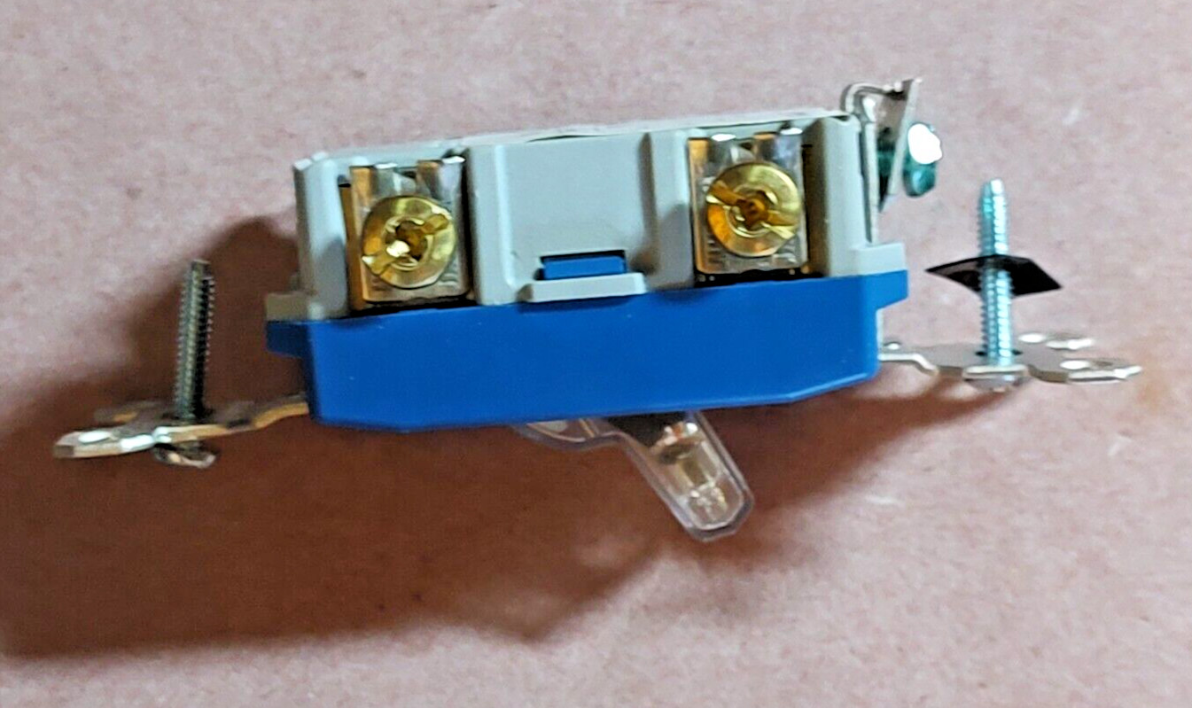 PASS & SEYMOUR PS15AC1-CPL LEGRAND Single Pole Pilot Switch 15A 120VAC