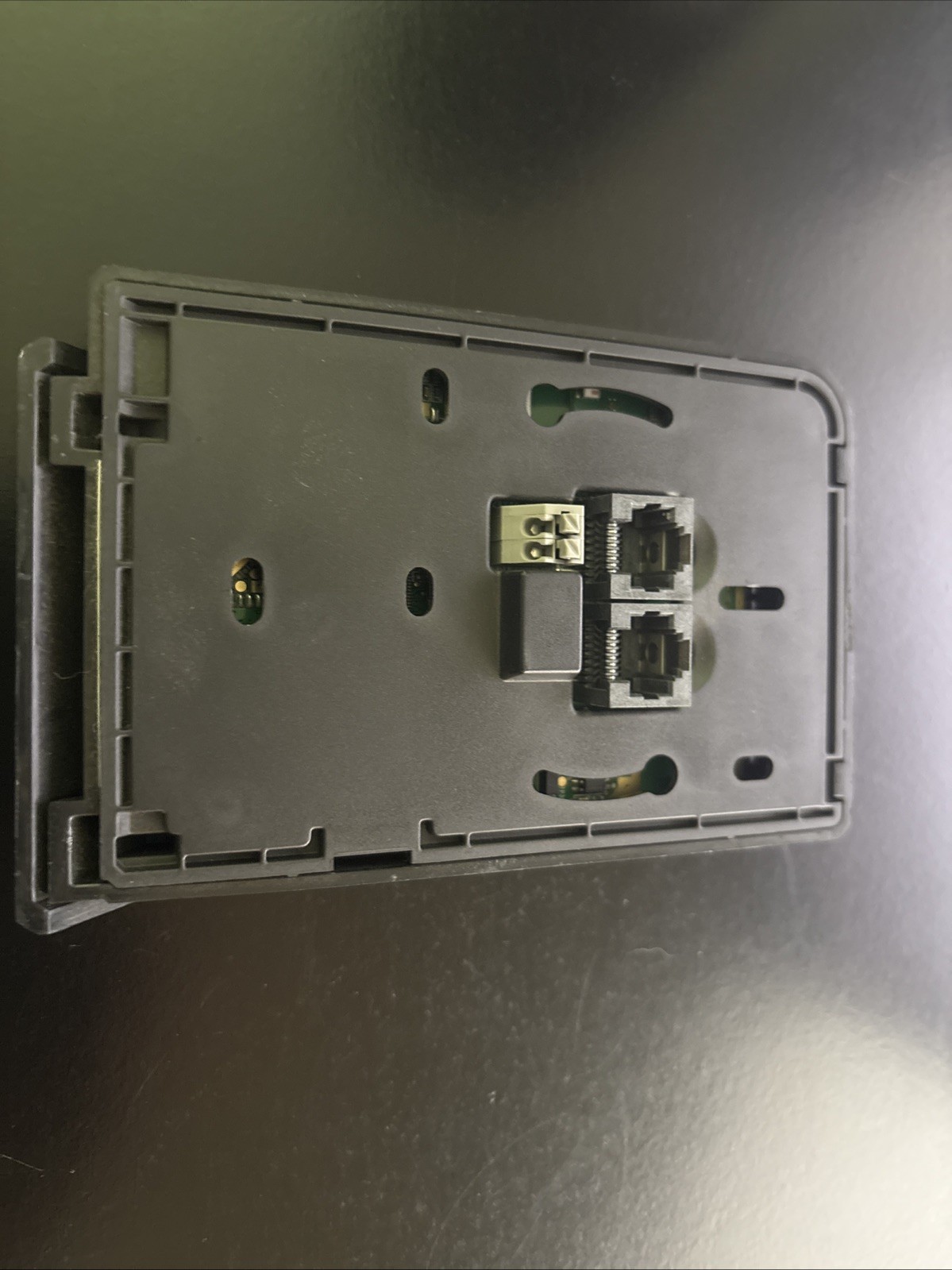 Distech Controls Allure UNITOUCH-B-CH