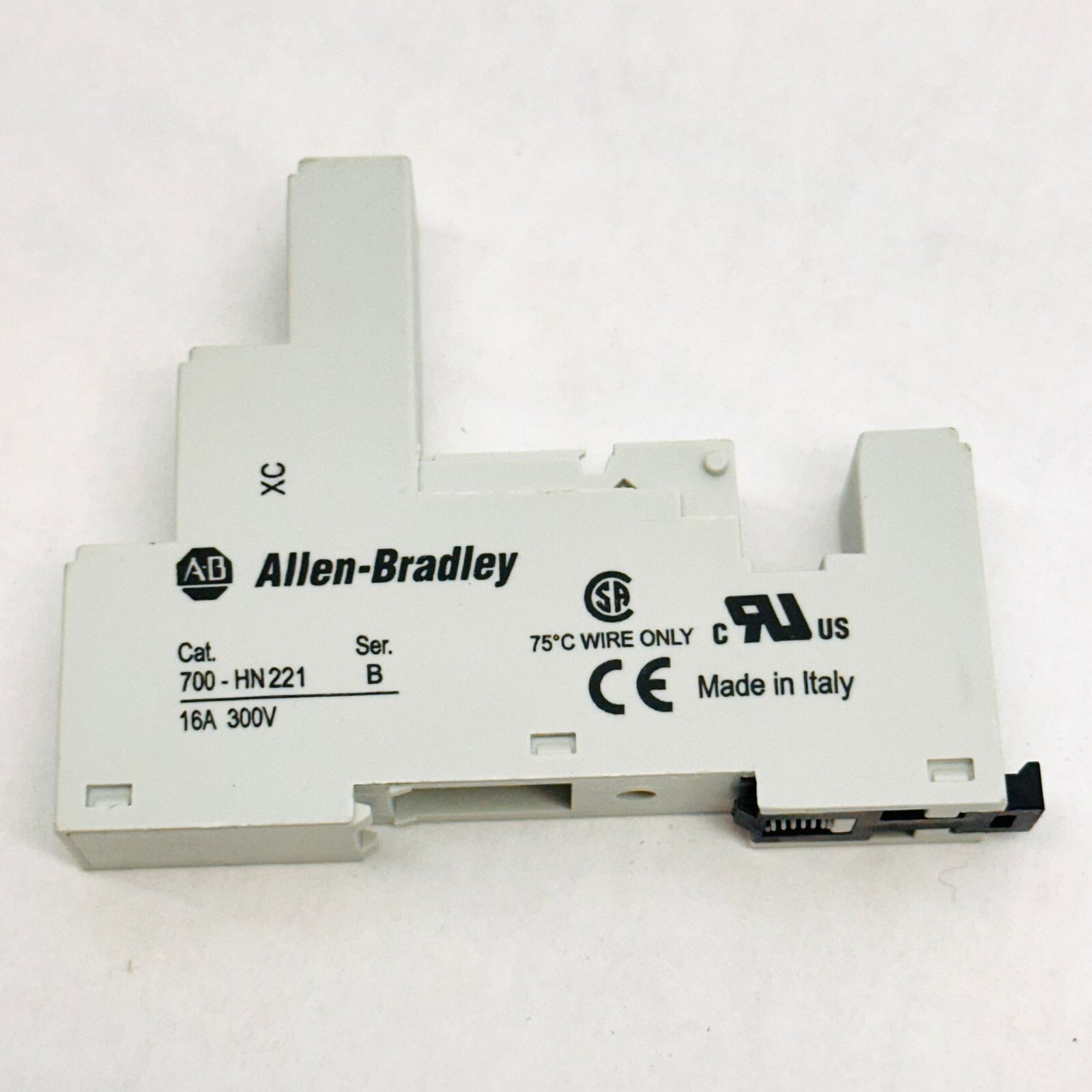 ALLEN BRADLEY 700-HN221 RELAY SOCKET