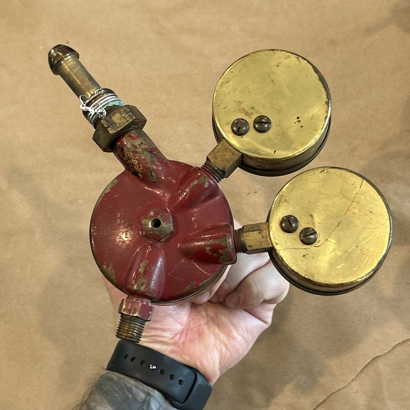 AIRCO BRASS ACETYLENE PRESSURE REGULATOR # 8509 US GUAGE OXYGEN REGULATOR PAIR