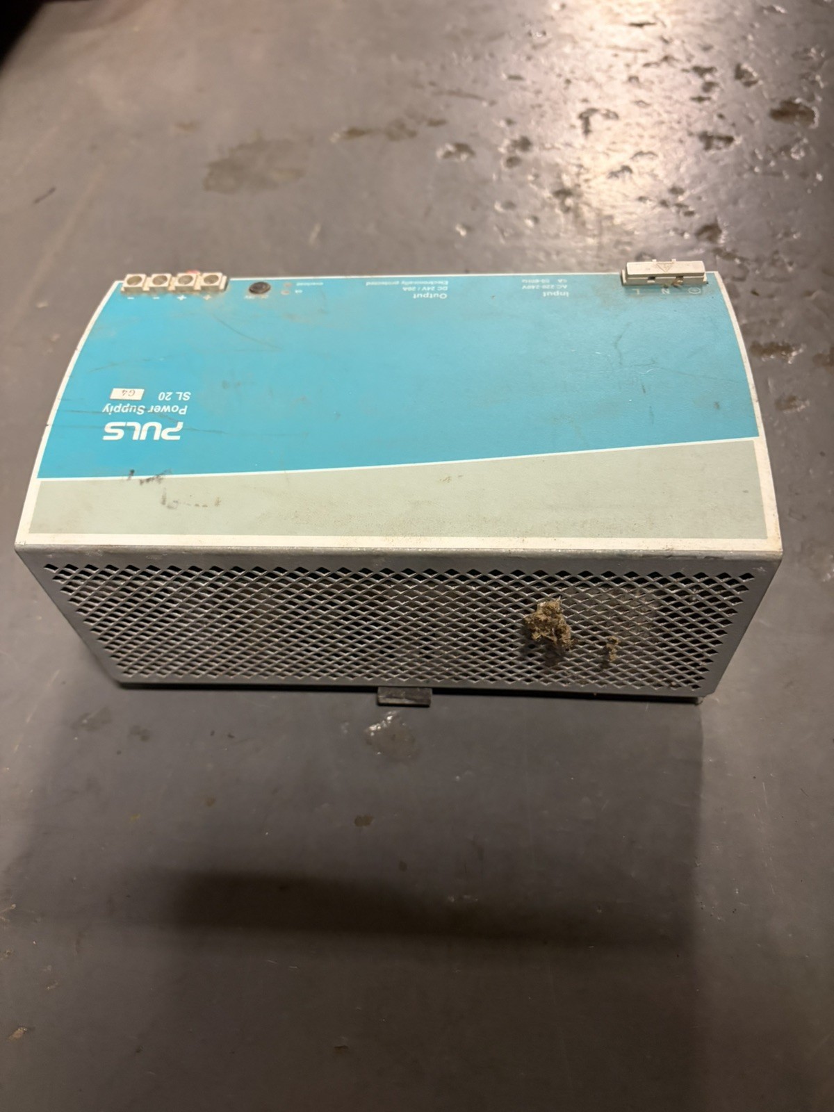 Puls Sl20.100 Power Supply Ac220-240 5A 50-60Hz Input, Dc 24-28V 20A Output USED