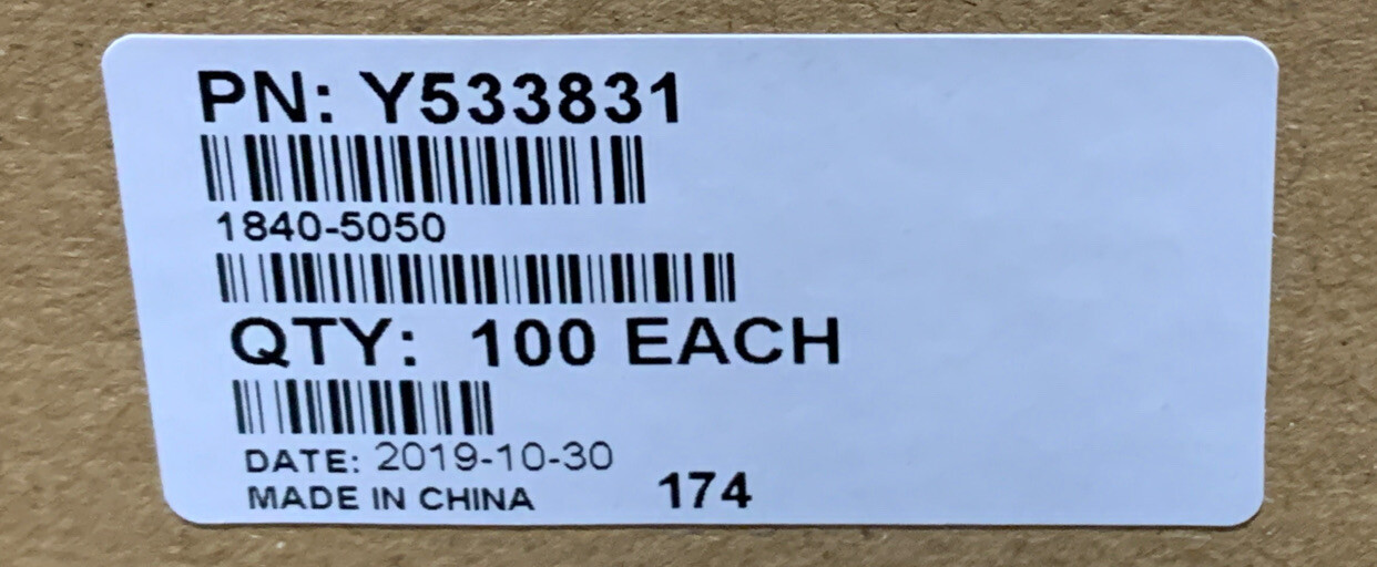 100 Ct Vertical Clear Vinyl Proximity Badge Holders Y533831