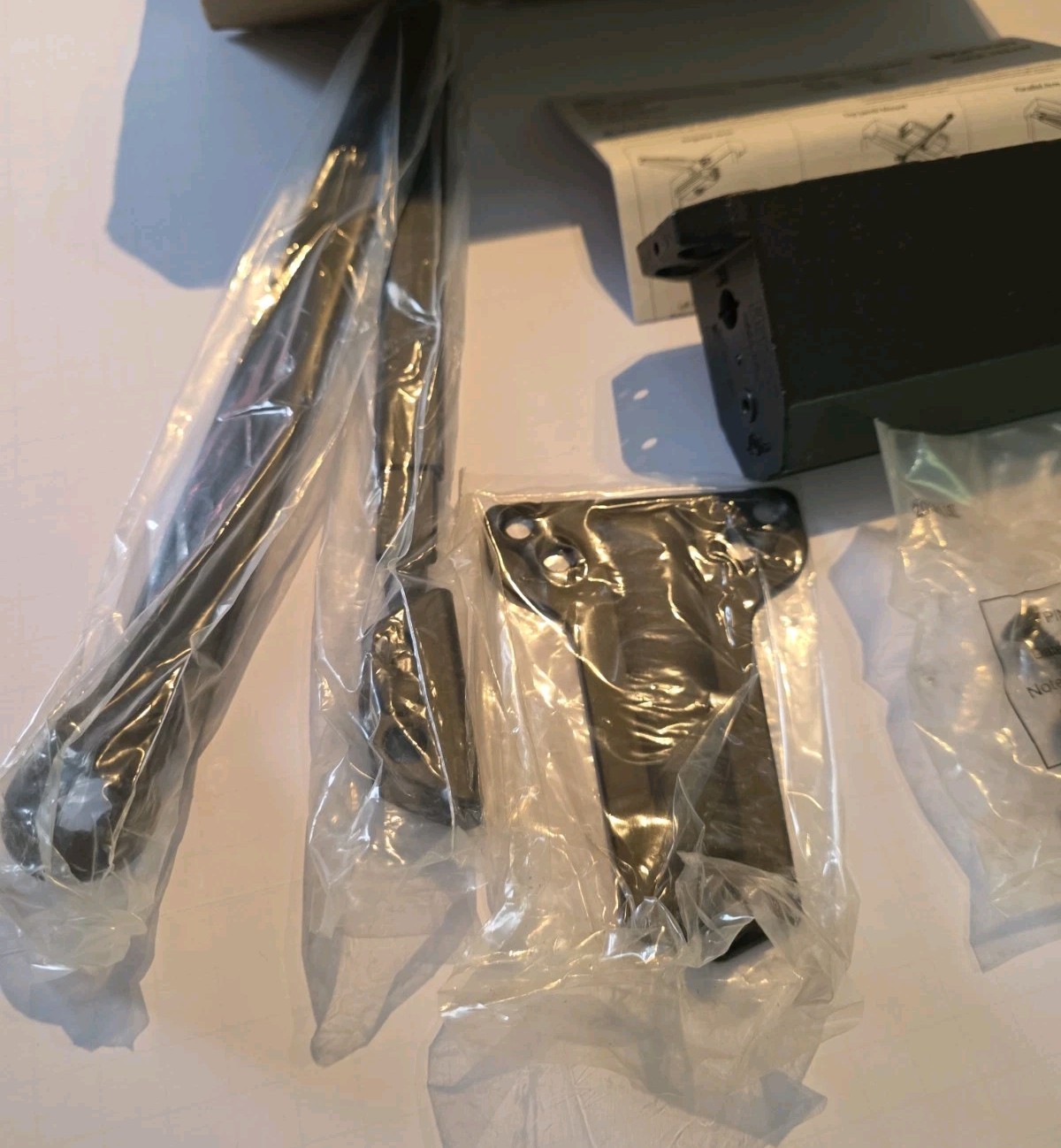 Norton Rixson Assa Abloy 1601 690 Non Handed Arm Door Closer – Dark Bronze