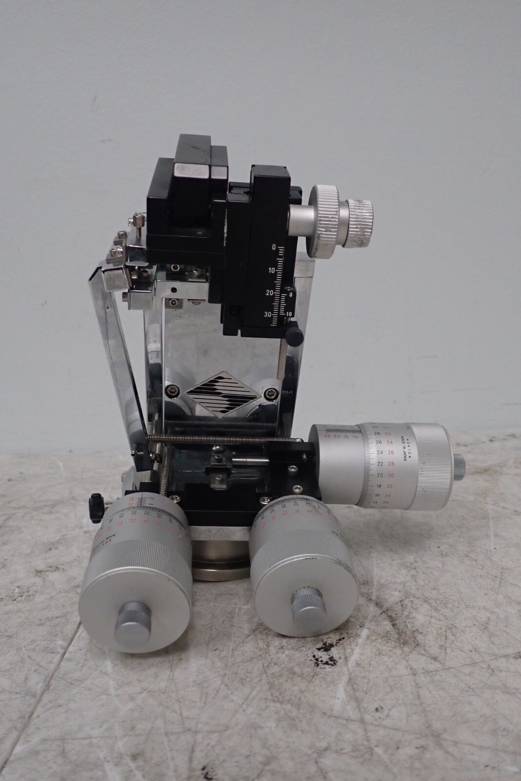 Sutter Instruments Micromanipulator on Rotating Base