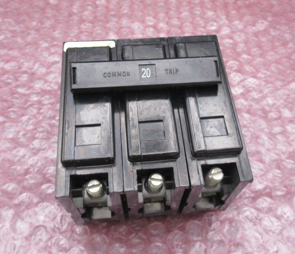 Eaton BAB3020H Quicklag Molded Case Circuit Breaker 20A, 3-Poles, 240V *NEW*