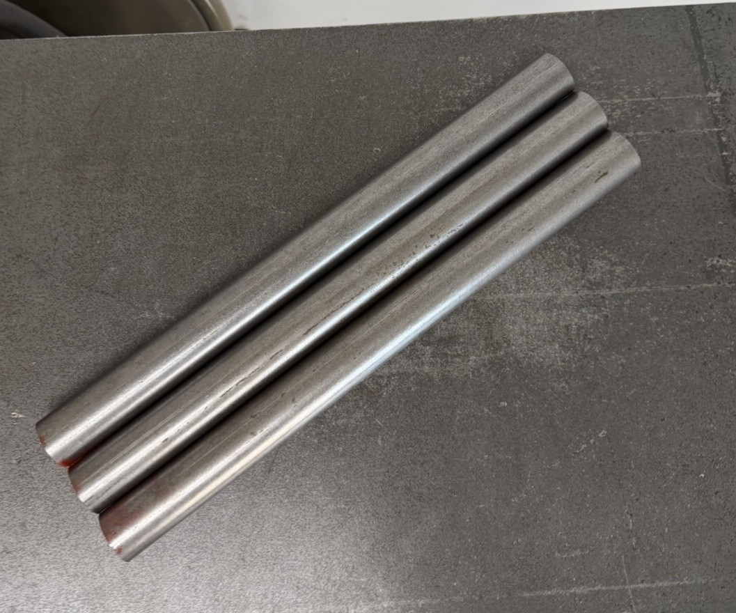 1045 Cold Rolled Steel Round, Bar, Rod 1″ Diameter x 12 Inches Long (3 PC LOT)