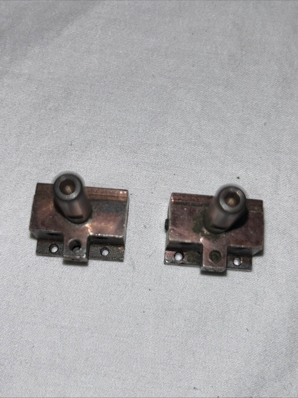 SINGER ? Needle Clamp Holder One Marked R One W, VTG No Part # See Pics Read