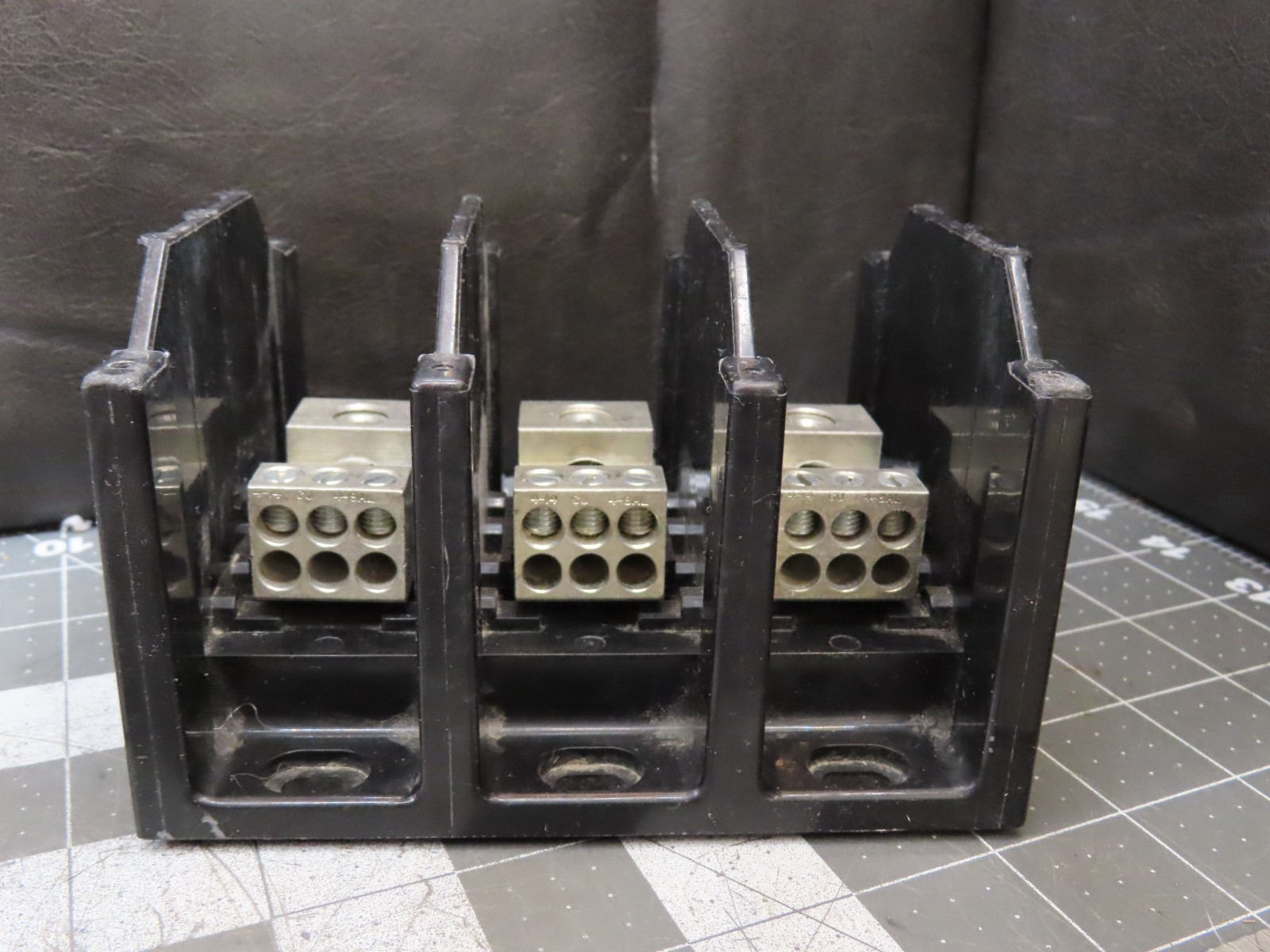Bussmann 16321-3 Distrbution Block 175 A 600 V