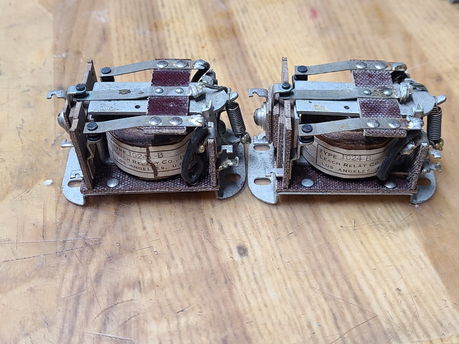 2 Leach Relay Type 1024-B Military Aircraft 150 Vdc 10,000 Ohm Contactor