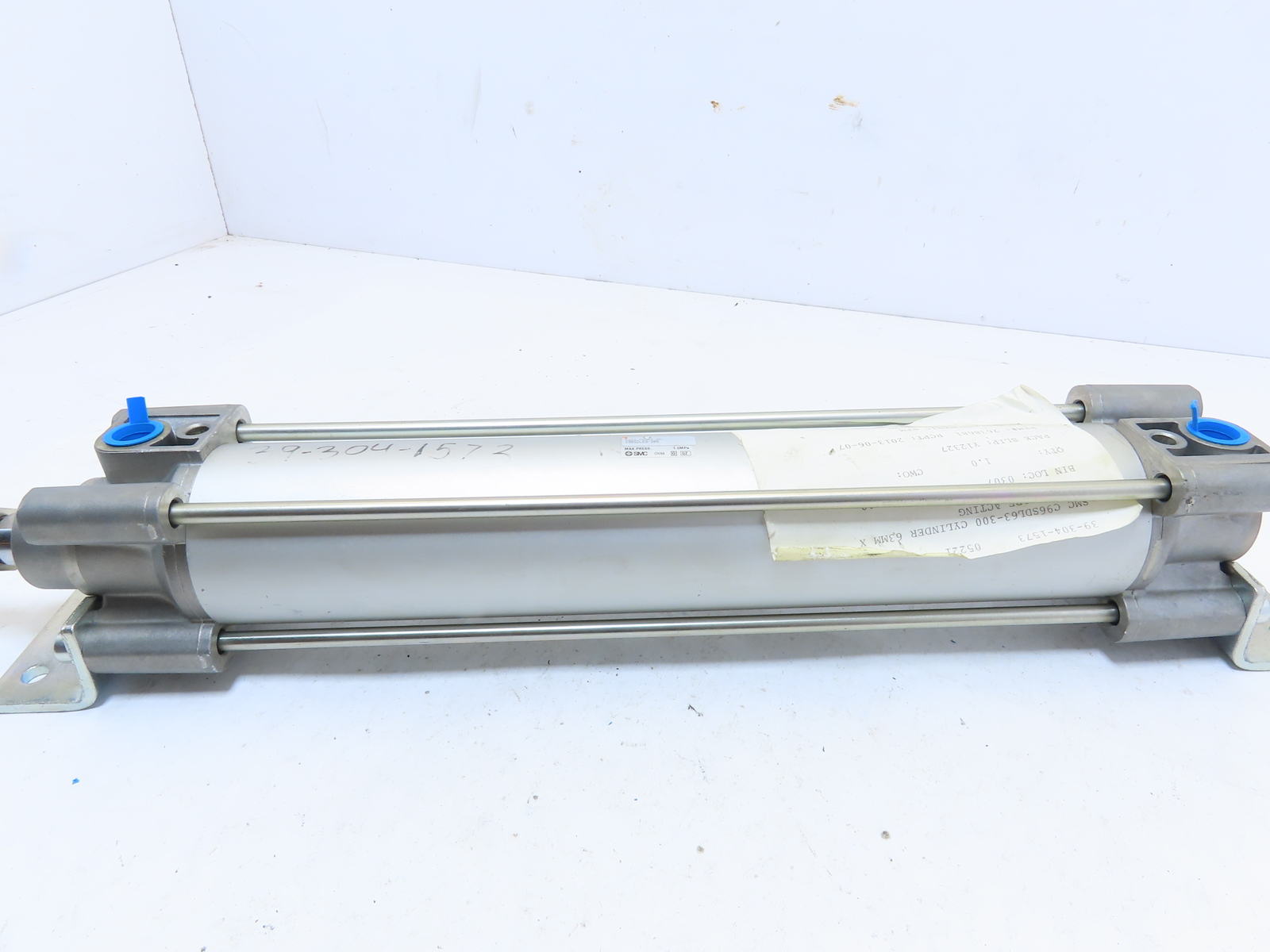 SMC C96SDL63-300 Pneumatic Air Tie Rod Cylinder 63MM Bore300MM Stroke Cushioned